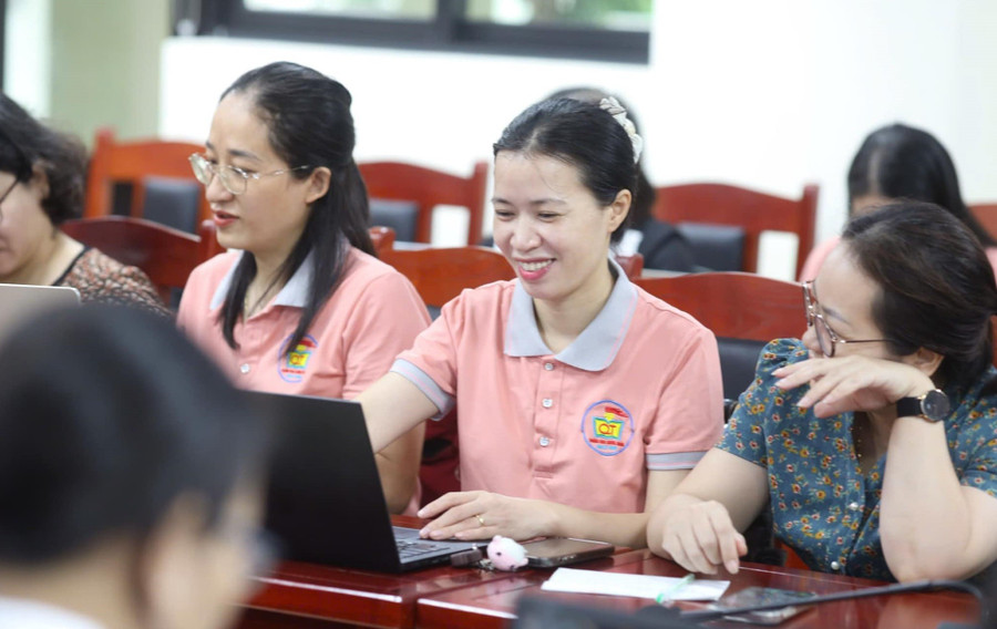 Trung Tâm Đăng Nhập MM88 Chính Thức Mới Hà Nội dự tập huấn nâng cao năng lực bảo vệ MM886 thể thao, casino live, slot game trên môi trường mạng. Ảnh: LC nguoi-bao-ho-hoc-sinh-trong-the-gioi-so-1.jpg