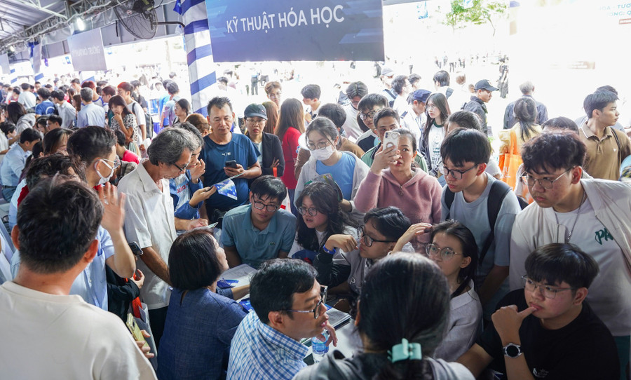Đăng nhập vào MM886 Việt Nam tìm hiểu thông tin Đăng Ký MM88.COM Ngay +88K MM888 bảo mật tuyệt đối, cao đẳng năm 2025. Ảnh: Lê Nam khoi-dau-va-ky-vong-1.jpg