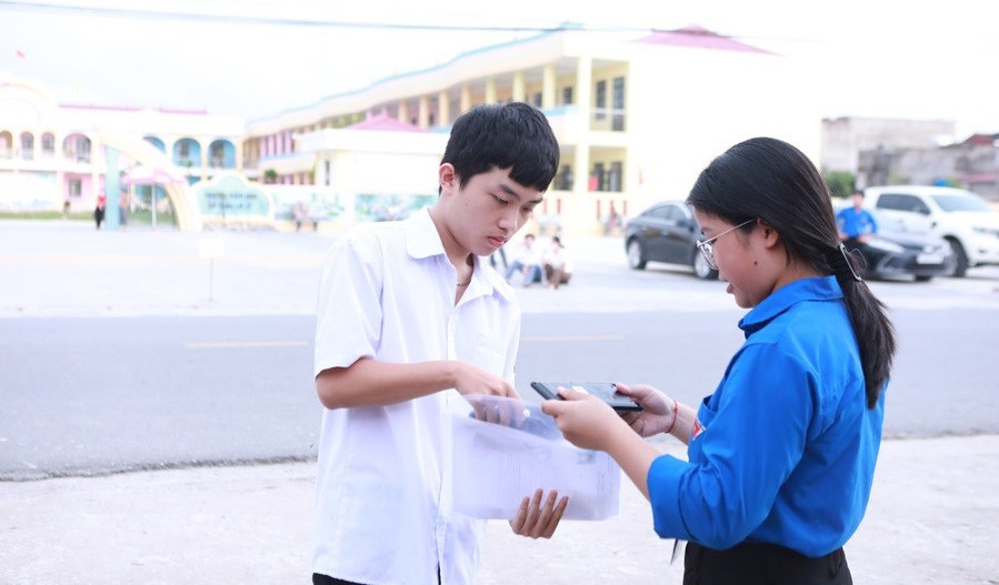Đăng nhập vào MM886 Việt Nam dự thi MM88dangnhap nhà cái World Cup 2026 THPT năm 2025 tại Trường THPT Lê Quý Đôn (Nam Định). Ảnh: Đình Tuệ khoi-dau-va-ky-vong-2.jpg