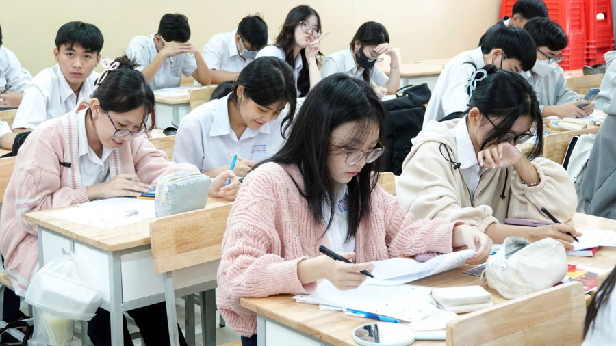 Ảnh minh họa INT. can-ban-hanh-huong-dan-moi5.jpg