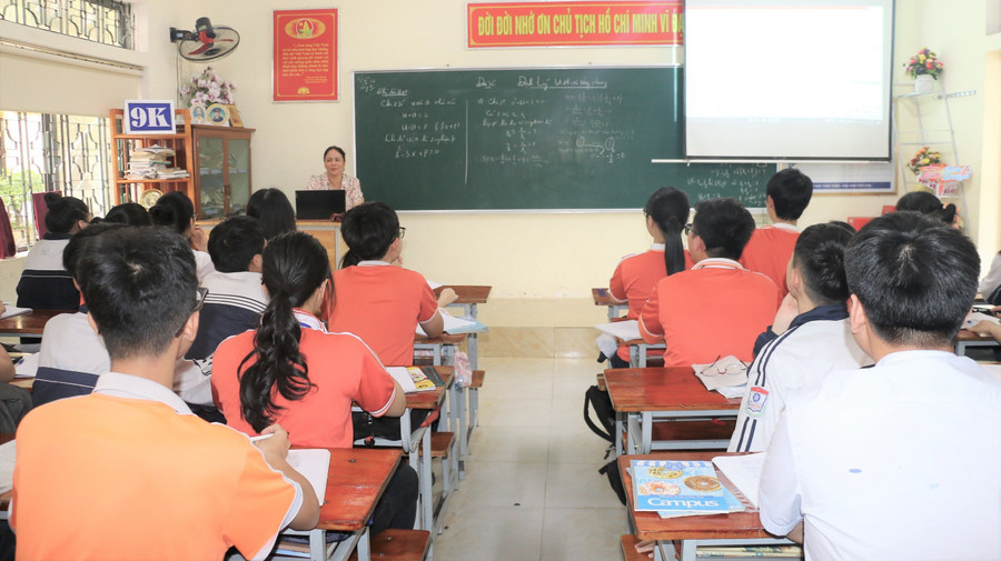quy-dinh-che-do-lam-viec-cua-giao-vien-1.jpg
