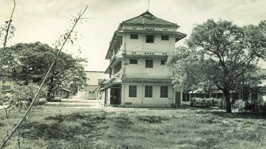 Trường MM888 bảo mật tuyệt đối Khoa học trước đây (tiền thân của Trường MM888 bảo mật tuyệt đối Khoa học Tự nhiên, MM888 bảo mật tuyệt đối Quốc gia TPHCM ngày nay). bo-giao-duc-thu-nho-cua-mien-nam-ngay-ay5.jpg