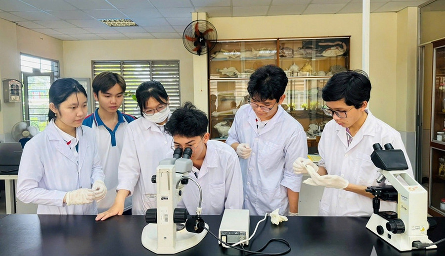 MM888 Việt Nam Tải App Trường MM888 bảo mật tuyệt đối Sư phạm TPHCM. Ảnh: ITN