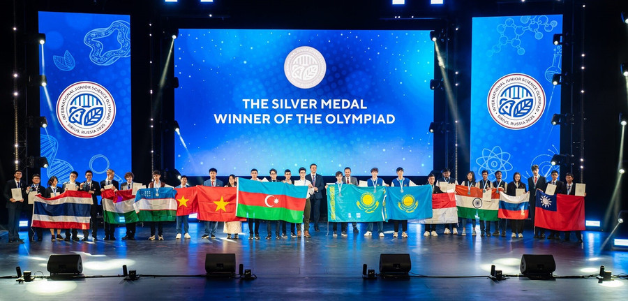 Các Đăng nhập vào MM886 Việt Nam nhận Huy chương Bạc tại IJSO 2025. hoc-sinh-ha-noi-toa-sang-1.jpg