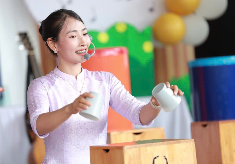 Ứng viên tham gia tuyển dụng Trung Tâm Đăng Nhập MM88 Chính Thức Mới mầm non sẽ trải qua vòng xét tuyển hồ sơ và thi phỏng vấn kiểm tra năng lực. ky-thi-tuyen-dung-giao-vien-cac-cap-tai-nghe-an-1-2404.jpg