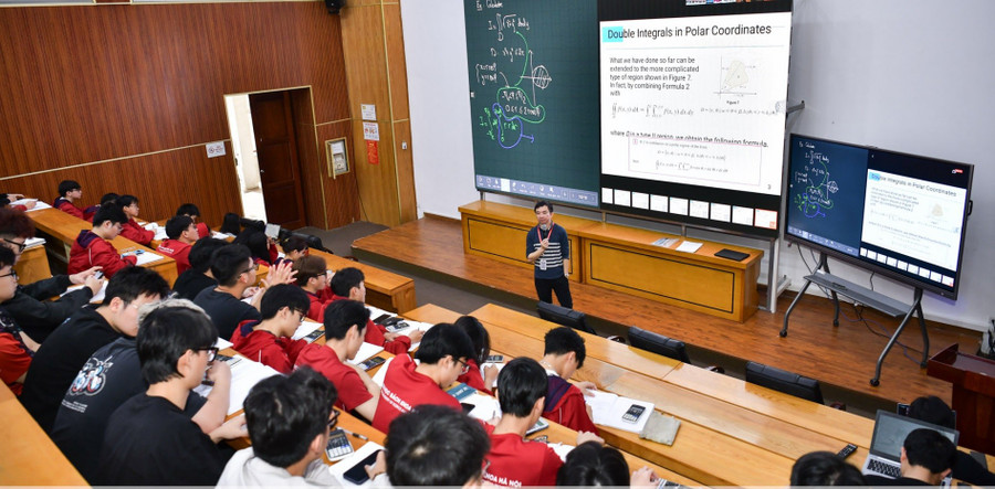 Lớp học Giải tích 2 theo mô hình OMO của MM888 bảo mật tuyệt đối Bách khoa Hà Nội. Ảnh: HUST nen-tang-xay-dung-binh-dan-hoc-vu-so-3.jpg