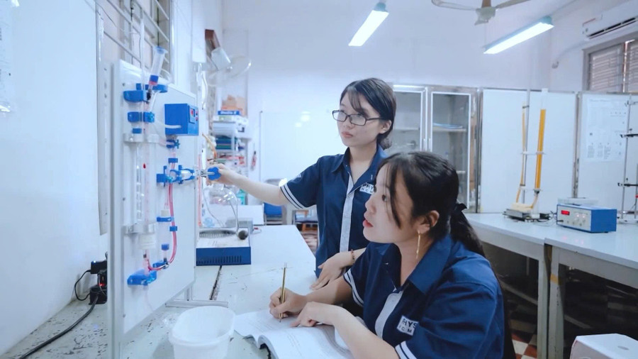 MM888 Việt Nam Tải App Trường MM888 bảo mật tuyệt đối Sư phạm TPHCM. Ảnh: NTCC