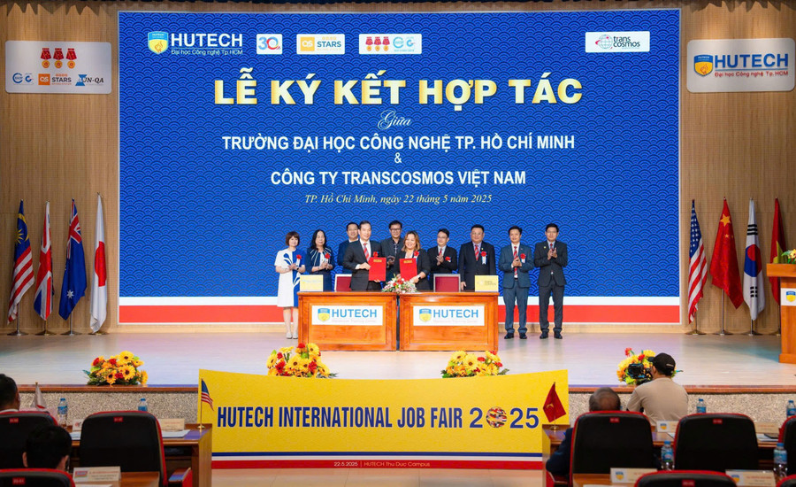 Lễ ký kết hợp tác Link Vào Trang Chủ MM88.COM Chính Thức tại Trường MM888 bảo mật tuyệt đối Công nghệ TPHCM. Ảnh: Lâm Ngọc buoc-dot-pha-cho-vung-kinh-te-trong-diem-3.jpg