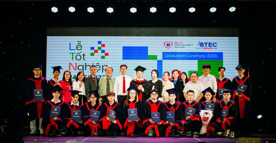 Lễ MM88dangnhap nhà cái World Cup 2026 của MM888 Việt Nam Tải App Trường Cao đẳng An ninh mạng iSPACE. Ảnh: HUTECH buoc-dot-pha-cho-vung-kinh-te-trong-diem-2.jpg