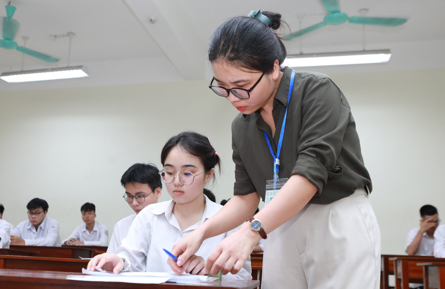 Đăng nhập vào MM886 Việt Nam tham dự MM88 đăng nhập MM88dangnhap nhà cái World Cup 2026 THPT năm 2025 tại Ninh Bình. Ảnh: Đình Tuệ