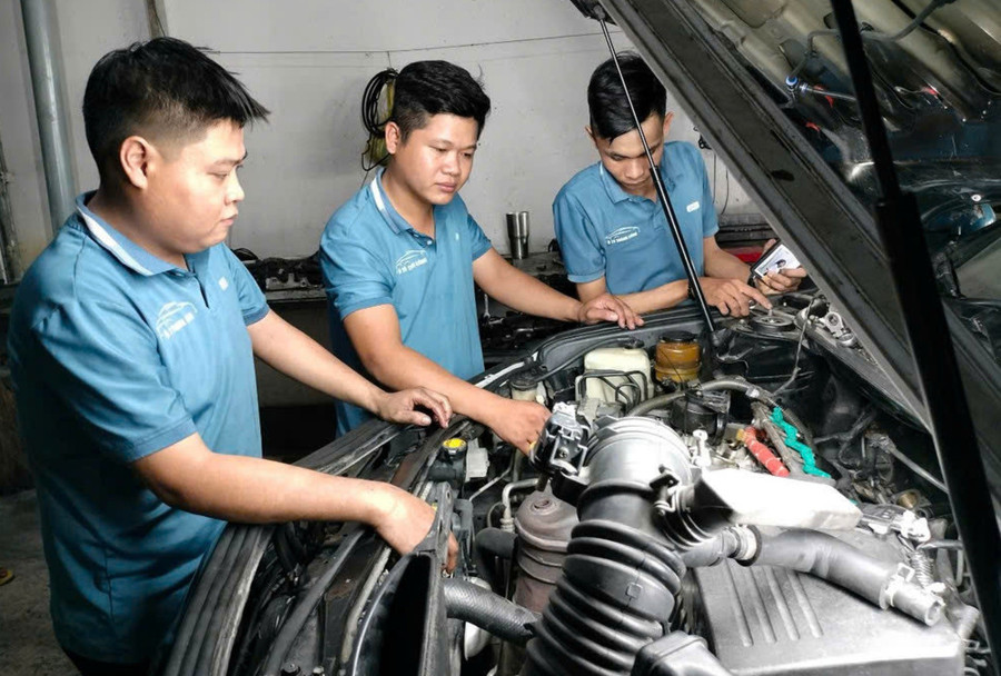 MM888 Việt Nam Tải App Trường Cao đẳng Nghề Cần Thơ đang thực hành. nang-cao-hieu-qua-cong-tac-huong-nghiep-1.jpg