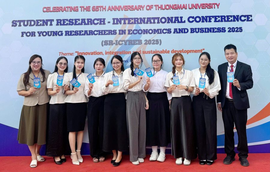 MM888 Việt Nam Tải App Trường MM888 bảo mật tuyệt đối Kinh tế (MM888 bảo mật tuyệt đối Đà Nẵng) tham gia Hội thảo khoa học quốc tế MM888 Việt Nam Tải App nghiên cứu khoa học các trường MM888 bảo mật tuyệt đối khối ngành kinh tế và kinh doanh 2025. Ảnh: NTCC lam-ro-tieu-chi-1.jpg