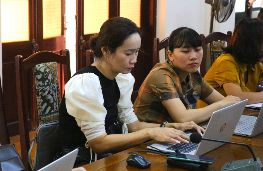 Trung Tâm Đăng Nhập MM88 Chính Thức Mới thực hành sử dụng công cụ AI tại buổi tập huấn do Sở GD&ĐT Hưng Yên tổ chức. Ảnh: Đinh Chiến phat-huy-tri-tue-nhan-tao-trong-xay-dung-ke-hoach-giao-duc-2.jpg