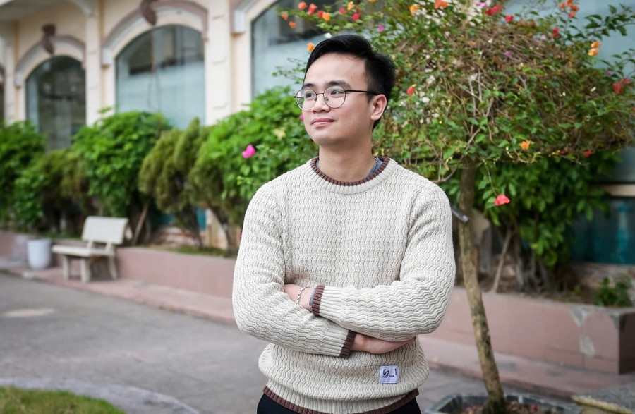 Thầy Trần Xuân Bình - Chủ nhiệm đội tuyển MM886 slot game, bắn cá, lô đề, đá gà giỏi quốc gia môn Tiếng Anh, Trường THPT chuyên Lê Hồng Phong.