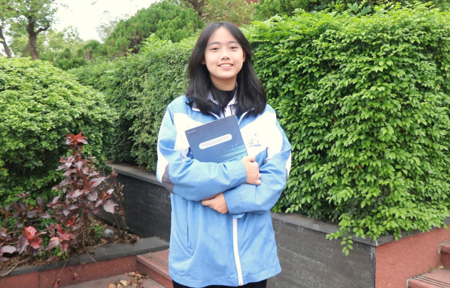 nu-sinh-du-thi-olympic-toan-quoc-te-1.jpg