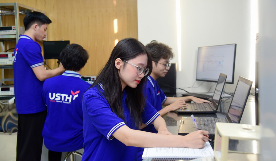chuyen-hoa-nghi-quyet-thanh-chuong-trinh-hanh-dong-cu-the-1.jpg