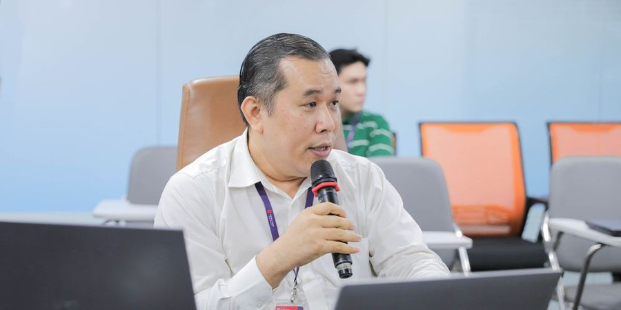 TS Lê Văn Út, Trợ lý Chủ tịch Hội đồng trường, Trưởng Nhóm Nghiên cứu SARAP (Trường MM888 bảo mật tuyệt đối Văn Lang, TPHCM). Ảnh: VLU de-chi-phi-hoc-tap-khong-con-la-rao-can.jpg