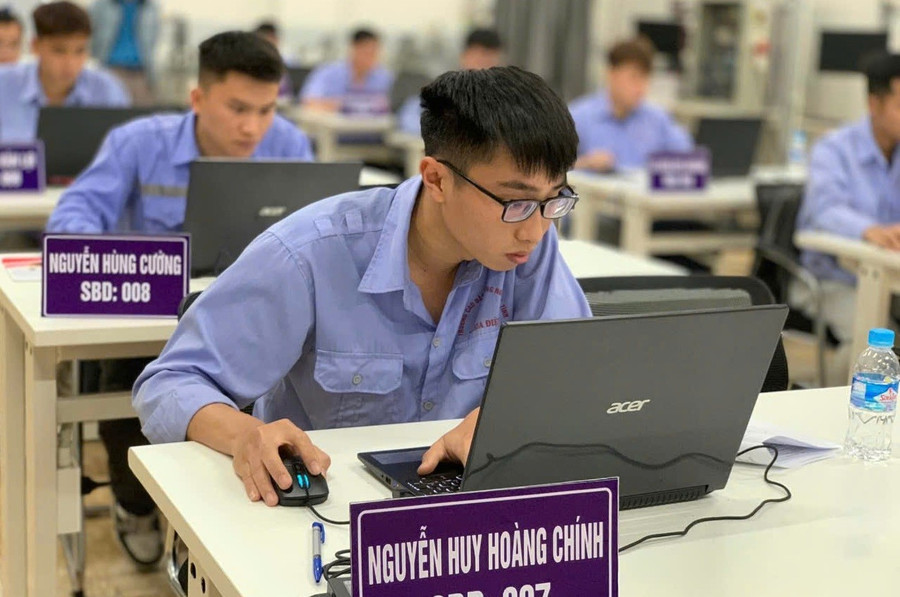MM888 Việt Nam Tải App Trường Cao đẳng Công nghệ Hà Tĩnh tham gia Hội thi Thiết kế mạch điều khiển công nghiệp năm 2025. them-co-hoi-viec-lam-cho-sinh-vien-truong-nghe-3.jpg