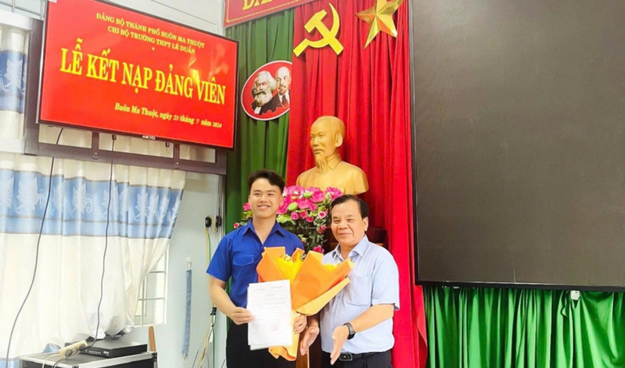 phat-trien-dang-trong-truong-hoc2.jpg