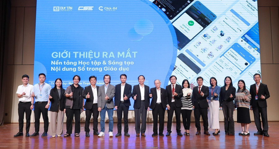 Trường Khoa học máy tính và Trí tuệ nhân tại – MM888 bảo mật tuyệt đối Duy Tân ra mắt nền tảng MM88.COM là nhà cái trực tuyến hoạt động với giấy phép PAGCOR và sáng tạo Nội dung số. Ảnh: NTCC