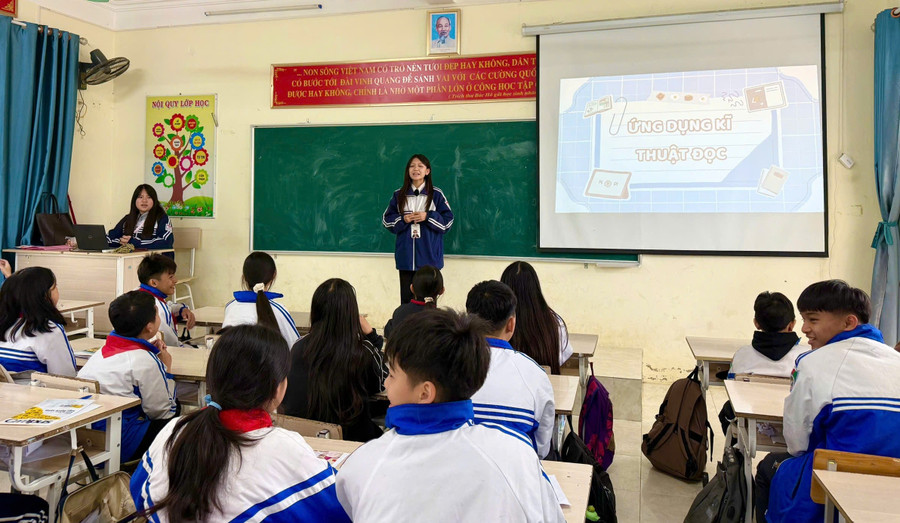 cu-hich-cho-van-hoa-doc-hoc-duong-1.jpg