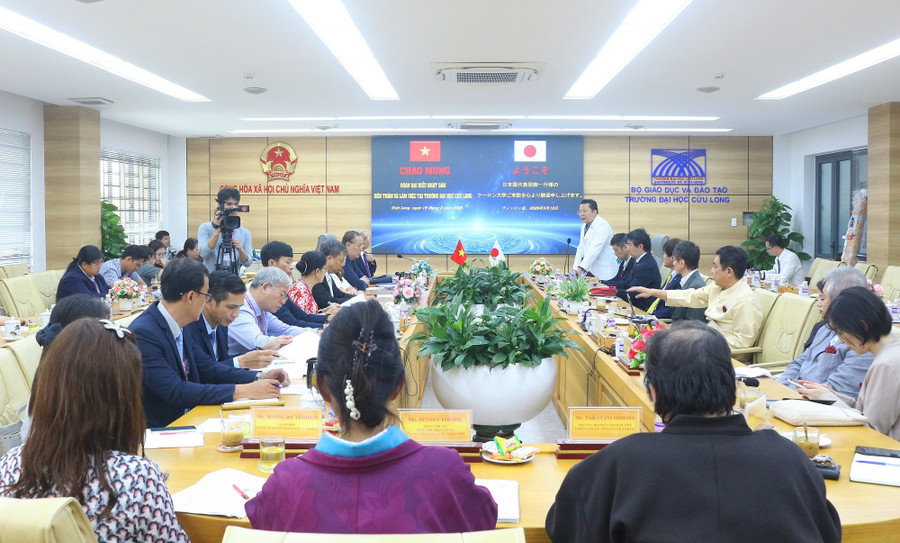 Quang cảnh buổi làm việc. dhcl-hop-tac-nhat-ban-1.jpg