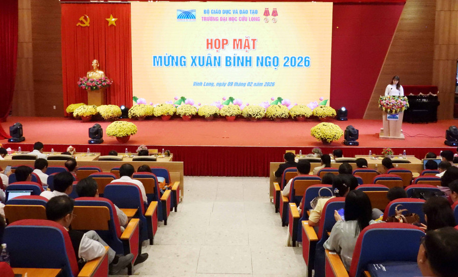 Quang cảnh buổi họp mặt.