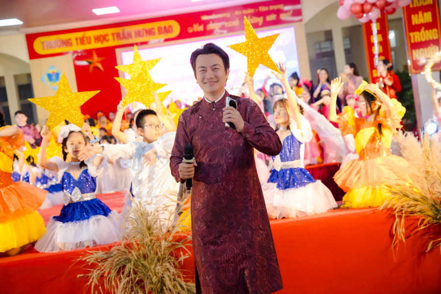 Sự tham gia của phụ huynh MM886 slot game, bắn cá, lô đề, đá gà giúp hoạt động ngoại khóa trở thành không gian kết nối giữa gia đình và MM88b nhà cái. dsc-7952.jpg