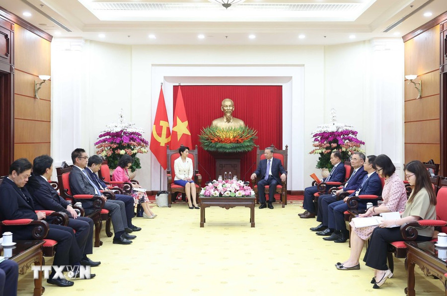 tong-bi-thu-to-lam-tiep-doan-dai-bieu-lien-minh-nghi-si-huu-nghi-nhat-ban-viet-nam-obuchi-yuko-7.jpg