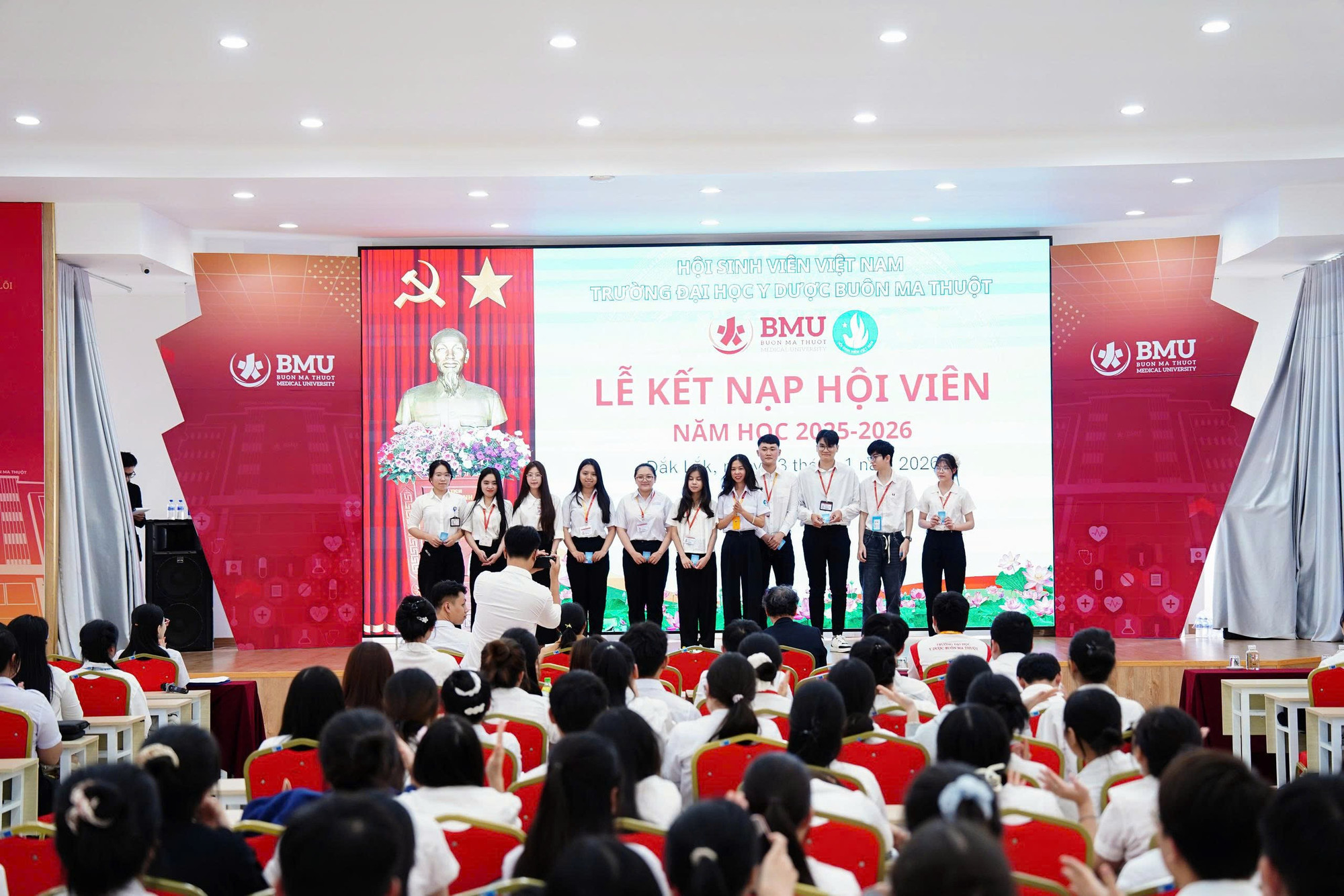 Dịp này, 888 MM888 Việt Nam Tải App Trường MM888 bảo mật tuyệt đối Y Dược Buôn Ma Thuột được kết nạp vào Hội MM888 Việt Nam Tải App MM88b nhà cái. sv.jpg