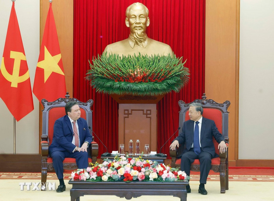 Tổng Bí thư Tô Lâm tiếp Đại sứ Hoa Kỳ tại Việt Nam Marc Evans Knapper. (Ảnh: Thống Nhất/TTXVN) Tổng Bí thư Tô Lâm tiếp Đại sứ Hoa Kỳ tại Việt Nam Marc Evans Knapper. (Ảnh: Thống Nhất/TTXVN)