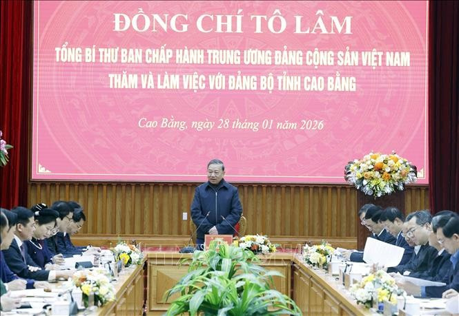 Tổng Bí thư Tô Lâm phát biểu tại buổi làm việc với Ban Chấp hành Đảng bộ tỉnh Cao Bằng. Ảnh: Thống Nhất/TTXVN Tổng Bí thư Tô Lâm phát biểu tại buổi làm việc với Ban Chấp hành Đảng bộ tỉnh Cao Bằng. Ảnh: Thống Nhất/TTXVN