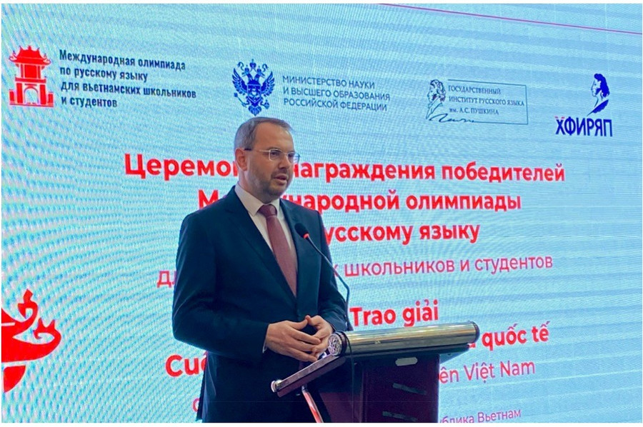 Ông Mogilevsky Konstantin Ilich, Thứ trưởng Bộ Khoa học và Giáo dục MM888 bảo mật tuyệt đối Liên bang Nga, phát biểu tại buổi lễ. img-6097.jpg