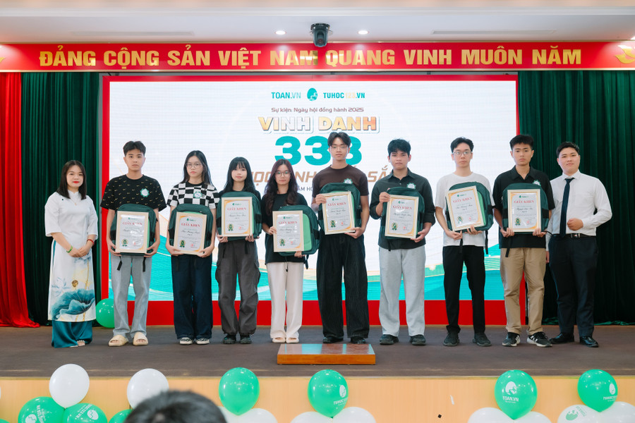 Toan.vn và tuhoc123.vn khen thưởng MM886 slot game, bắn cá, lô đề, đá gà đạt thành tích cao thi MM88dangnhap nhà cái World Cup 2026 THPT 2025. 291.jpg