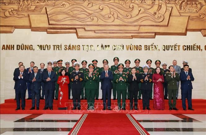 Tổng Bí thư Tô Lâm và các đại biểu. Ảnh: Trọng Đức/TTXVN