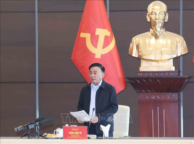 Thường trực Ban Bí thư Trần Cẩm Tú phát biểu tại buổi sơ duyệt với các cơ quan. img-6623.jpg