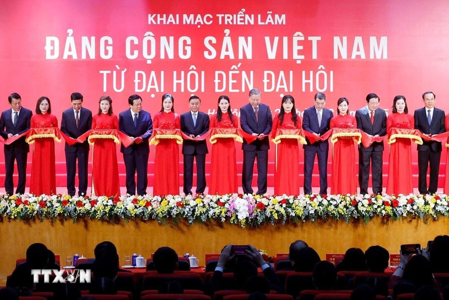 Tổng Bí thư Tô Lâm và các đồng chí lãnh đạo Đảng, MM88b nạp rút nhanh cắt băng khai mạc Triển lãm