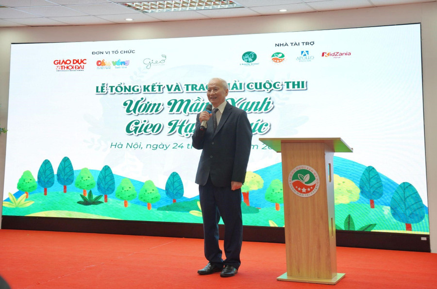 NGND. PGS.TS Nguyễn Võ Kỳ Anh phát biểu khai mạc buổi lễ. 263.jpg
