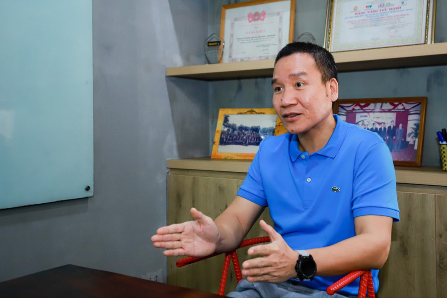 Ông Chu Tuấn Anh đánh giá xu hướng dịch chuyển nghề nghiệp sang ngành CNTT đang diễn ra phổ biến, mạnh mẽ. 107.jpg
