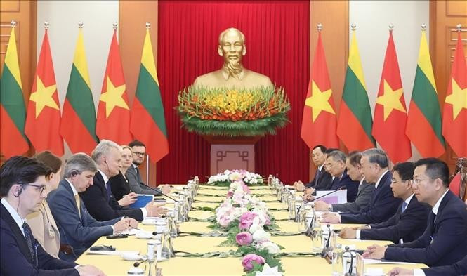 Tổng Bí thư Tô Lâm hội kiến Tổng thống Cộng hòa Litva Gitanas Nauseda. (Ảnh: Thống Nhất/TTXVN)