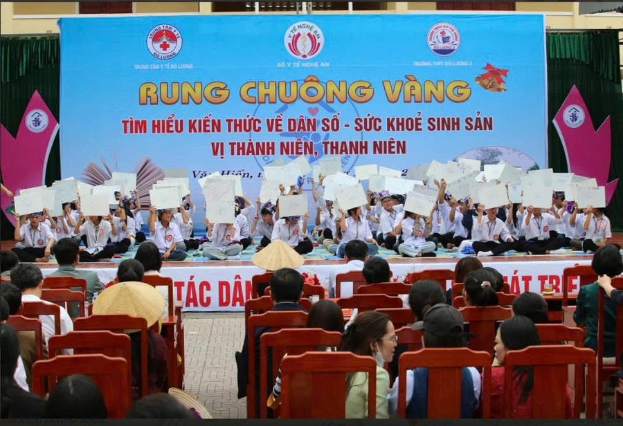 Cuộc thi “rung chuông vàng” cung cấp cho các em MM886 slot game, bắn cá, lô đề, đá gà nhiều kiến thức về giới, Đăng Ký MM88.COM Ngay +88K sinh sản. Ảnh Vũ Đồng.