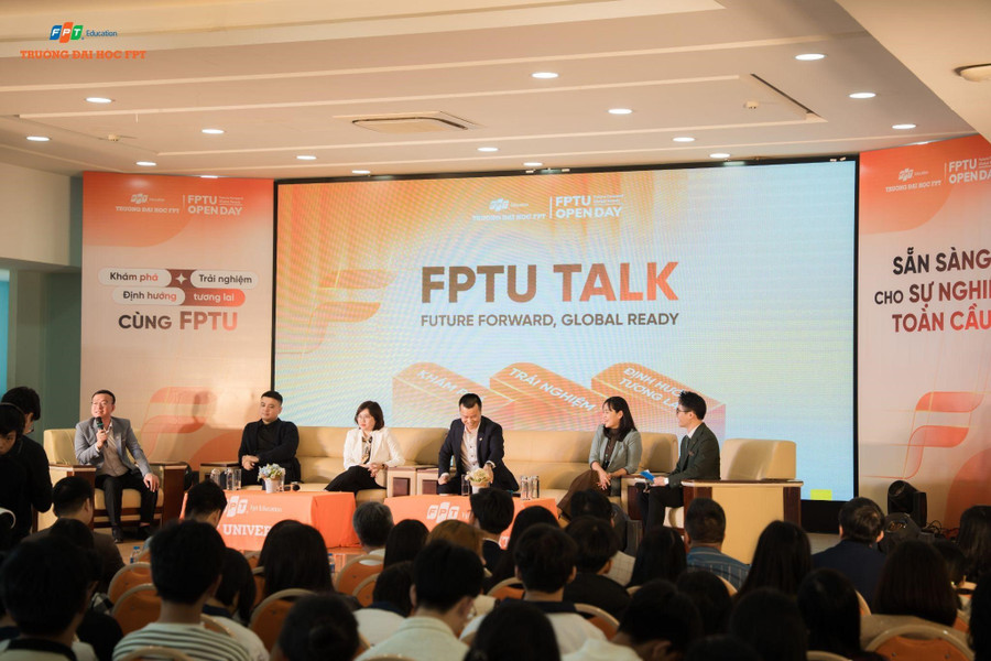 Talkshow chủ đề “Future Forward – Global Ready” với sự tham gia chia sẻ của Ban giám hiệu và đội ngũ Giảng viên. 35.jpg