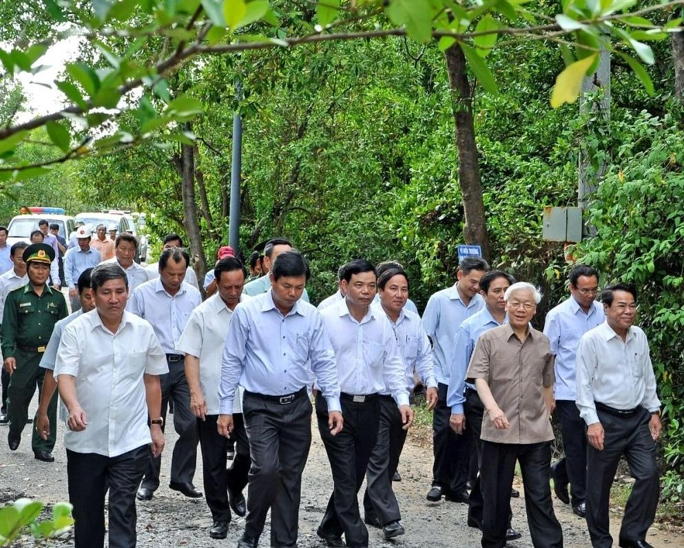 tong bi thu.jpg