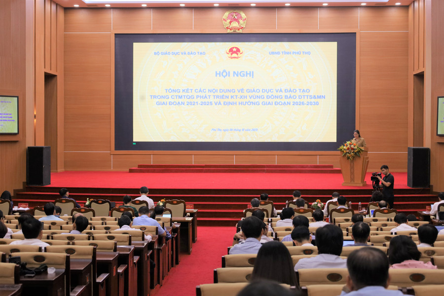 Đào tạo nghề cho lao động 1MM88.com tỷ lệ kèo World Cup 2026 thiểu số được bàn thảo sâu rộng tại hội nghị tổng kết các nội dung về GD&ĐT trong CTMTQG về phát triển KT-XH vùng đồng bào DTTS&MN giai đoạn 2021-2025.