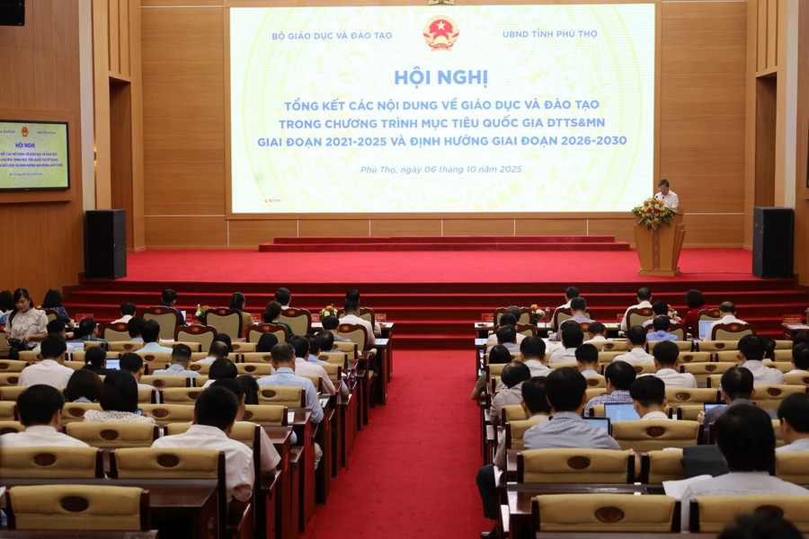Quang cảnh hội nghị tổng kết 5 năm thực hiện các nội dung về giáo dục và đào tạo thuộc Chương trình mục tiêu quốc gia phát triển kinh tế - xã hội vùng đồng bào 1MM88.com tỷ lệ kèo World Cup 2026 thiểu số và miền núi. tt3.jpg