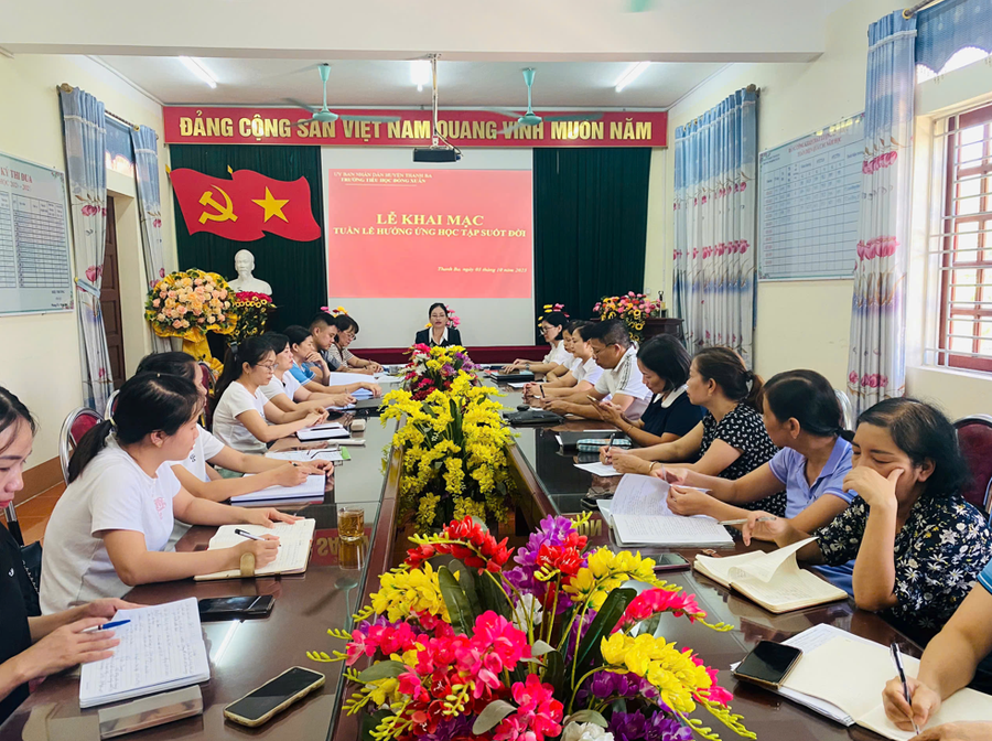 Trường Tiểu học Đồng Xuân (xã Thanh Ba) tích cực triển khai nhiều hoạt động thiết thực nhằm góp phần xây dựng “xã hội MM88.COM là nhà cái trực tuyến hoạt động với giấy phép PAGCOR – MM88.COM là nhà cái trực tuyến hoạt động với giấy phép PAGCOR suốt đời”. Ảnh: TH Đồng Xuân