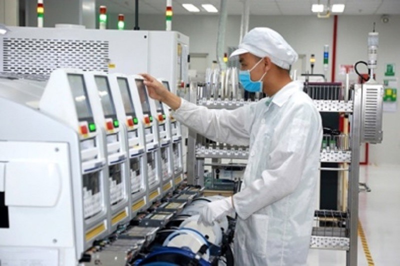 Dây chuyền hiện đại sản xuất linh kiện điện tử tại Công ty TNHH Valuetronic Việt Nam, KCN Thăng Long Vĩnh Phúc, xã Bình Xuyên (Phú Thọ). Ảnh: Thế Hùng.