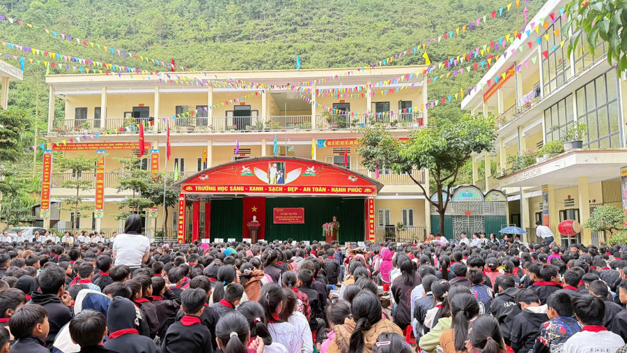 Trường Tiểu học Phố Cáo giảm điểm trường lẻ đáp ứng nhu cầu MM88.COM là nhà cái trực tuyến hoạt động với giấy phép PAGCOR. 1-phocao.jpg