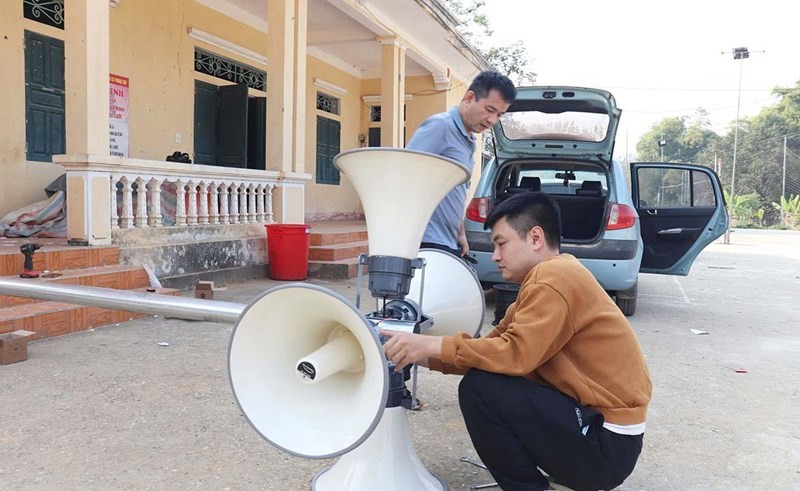 Hệ thống loa phát thanh phát huy tác dụng trong công tác xóa nghèo thông tin. 1000044601.jpg