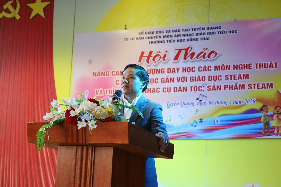 Ông Hoàng Minh Cảnh phát biểu tại hội thảo. img-0247.jpg